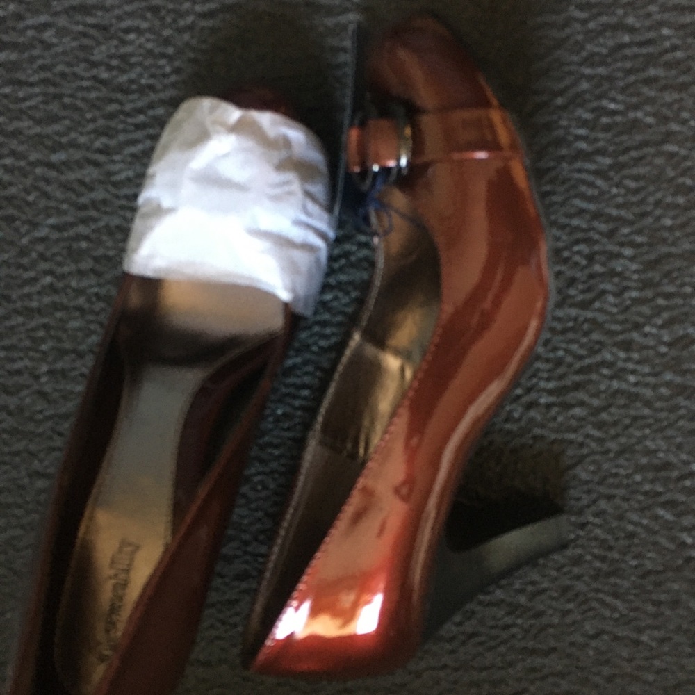 Ruby Red heals - Picture 3 of 7